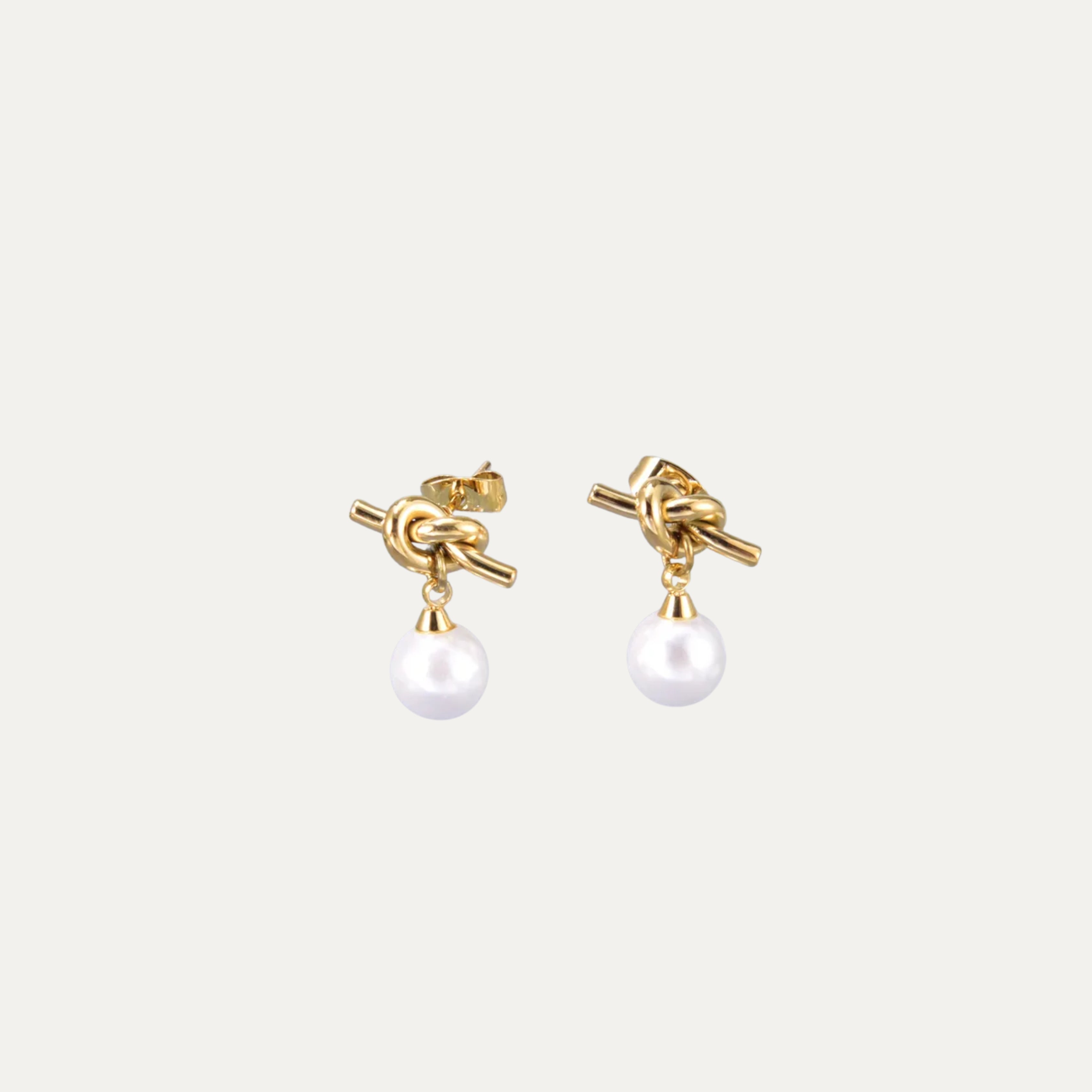 Perla Earrings in 18k gold-plated stainless steel with pearl drop by Soleil à Deux